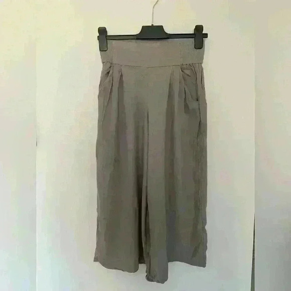Aritzia Talula Sullivan Wide Leg Crop Culottes size XS - Picture 4 of 9
